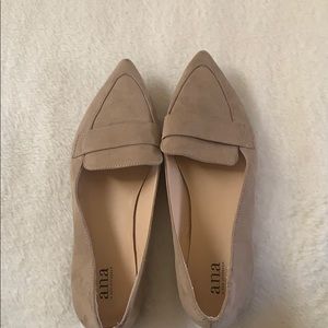 Tan Flats